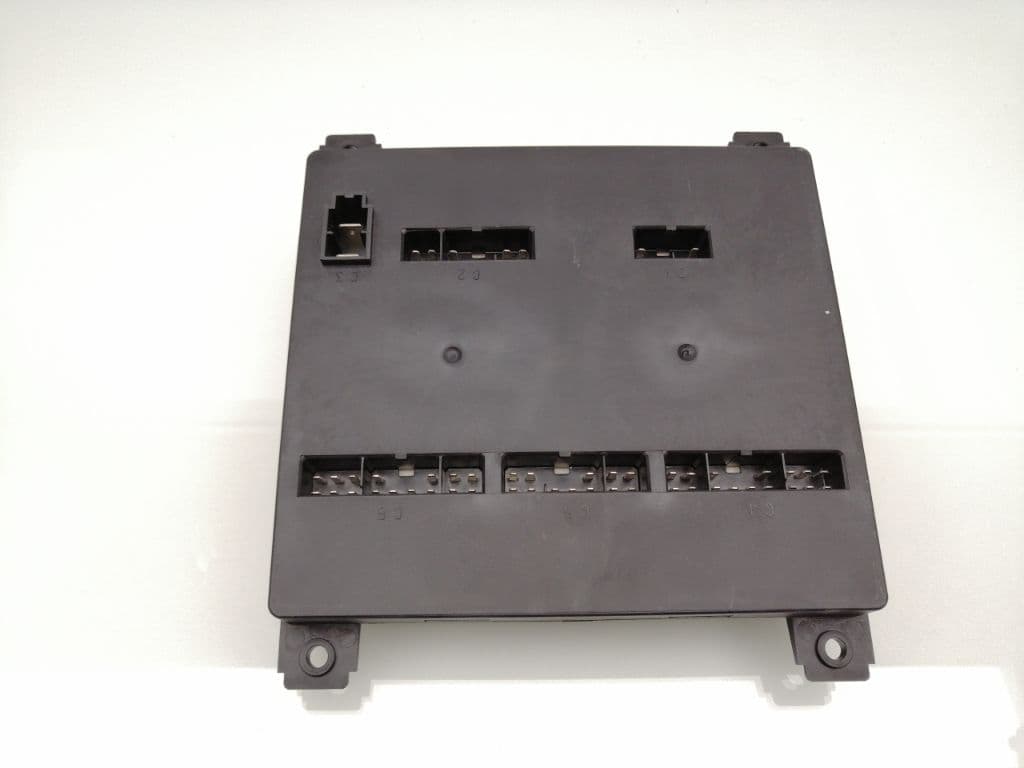 Caja reles / fusibles NISSAN NOTE (E11, NE11)