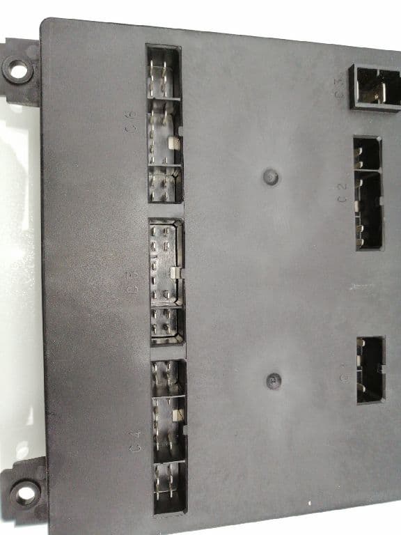 Caja reles / fusibles NISSAN NOTE (E11, NE11) 3