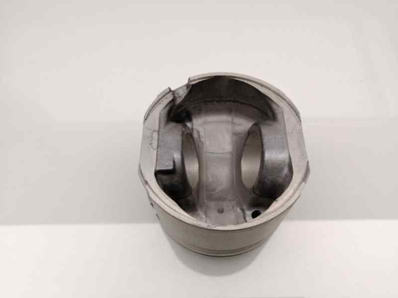 Piston NISSAN NOTE (E11, NE11)