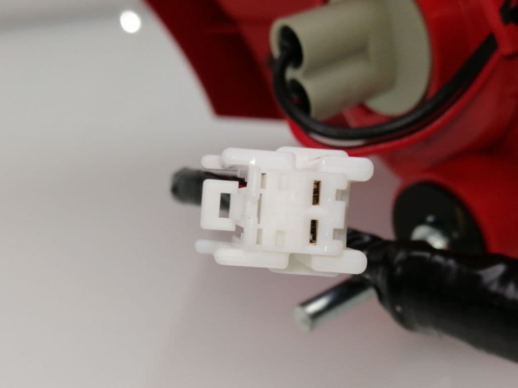 Piloto trasero derecho NISSAN NOTE (E11, NE11) 4