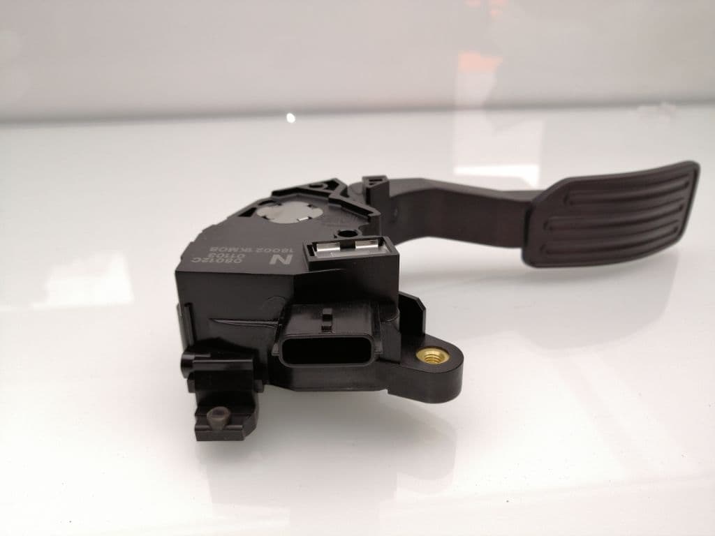 Pedal acelerador NISSAN NOTE (E11, NE11) 4