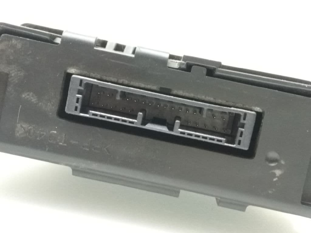 Modulo electronico TOYOTA HILUX (GUN1) 4