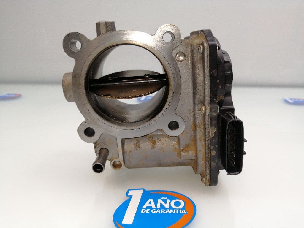 Caja mariposa TOYOTA HILUX (GUN1) 4