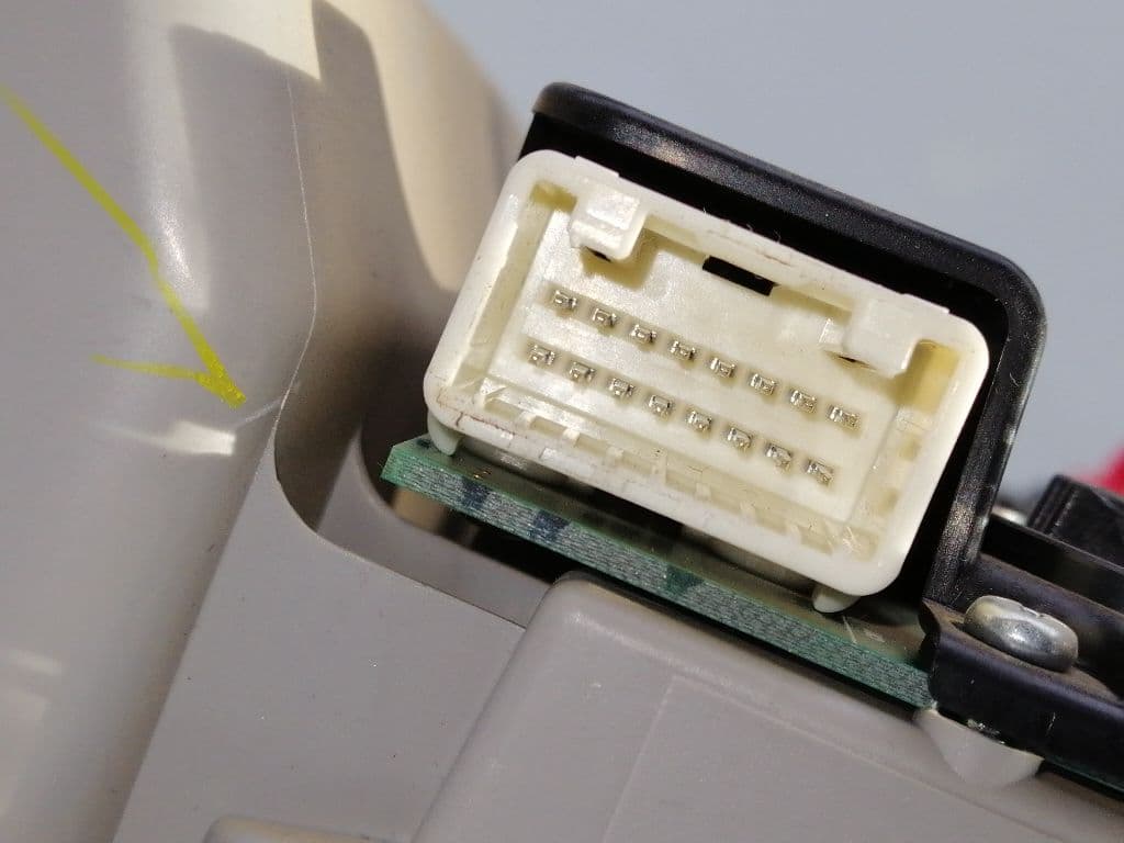 Luz interior TOYOTA HILUX (GUN1) 2