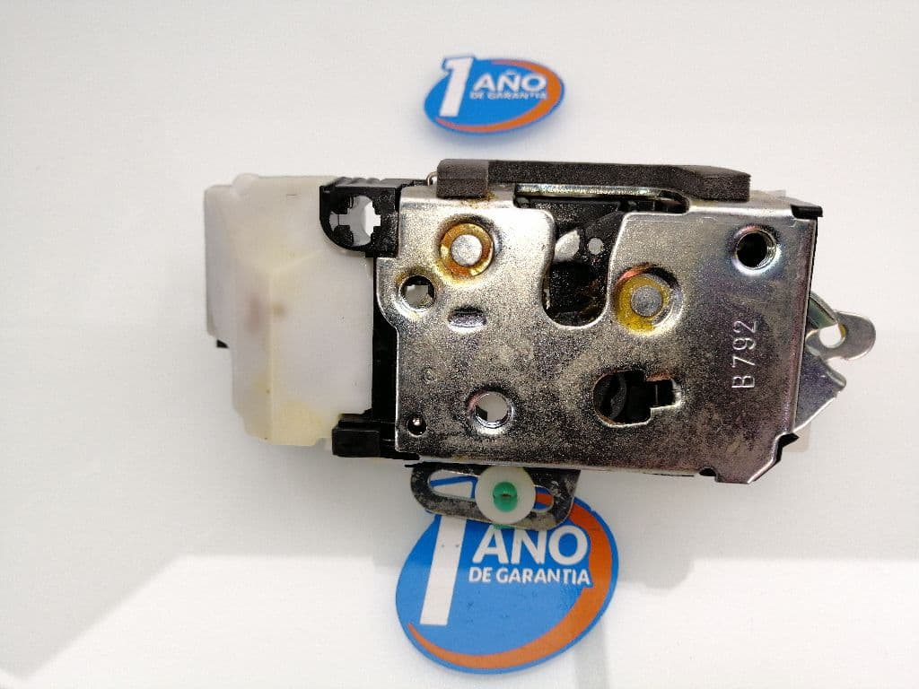 Cerradura puerta delantera derecha CITROEN 2CV 6 4