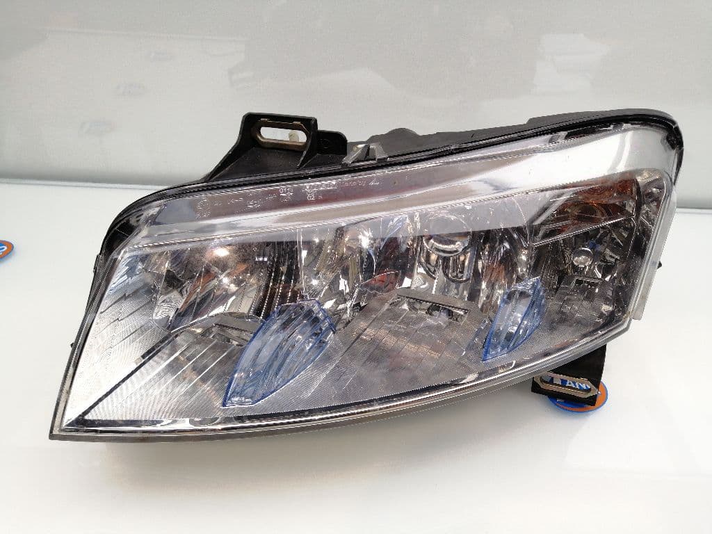 Faro izquierdo CITROEN 2CV 6 4