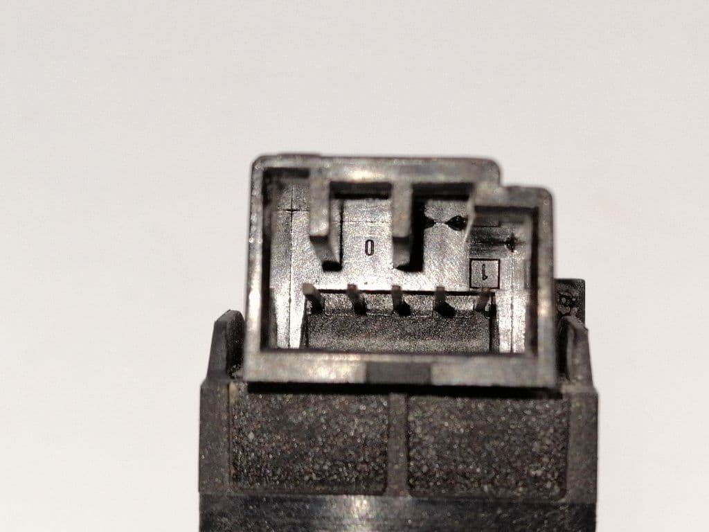 Mando elevalunas delantero derecho LAND ROVER FREELANDER (LN)
