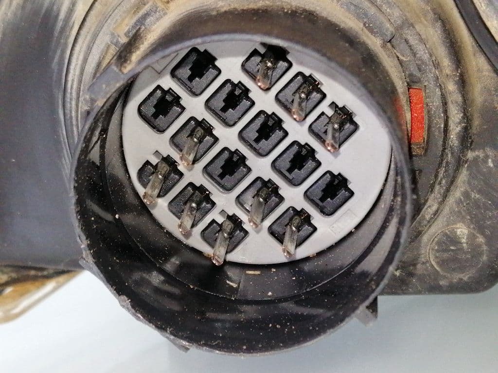 Faro izquierdo LAND ROVER FREELANDER (LN) 4