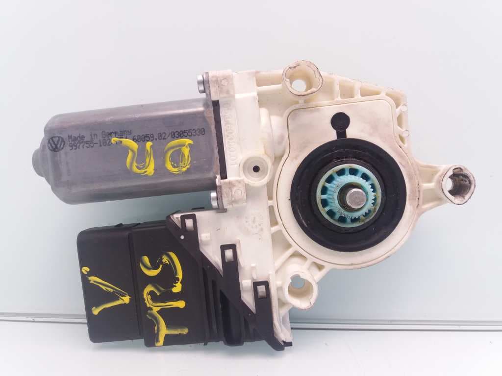 Motor elevalunas trasero derecho VOLKSWAGEN GOLF V BERLINA (1K1) 4