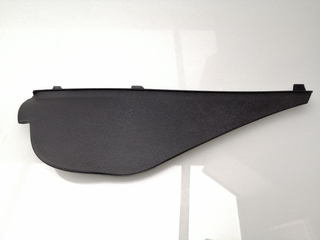 Plastico TOYOTA HILUX (GUN1) 3
