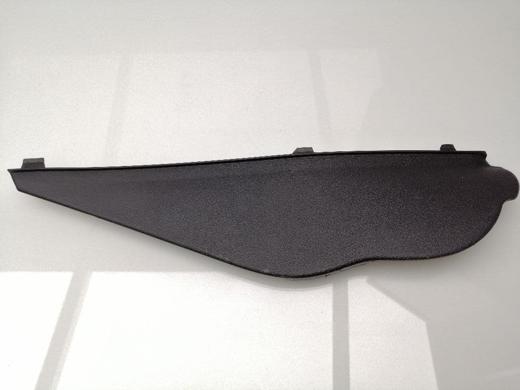 Plastico TOYOTA HILUX (GUN1) 3