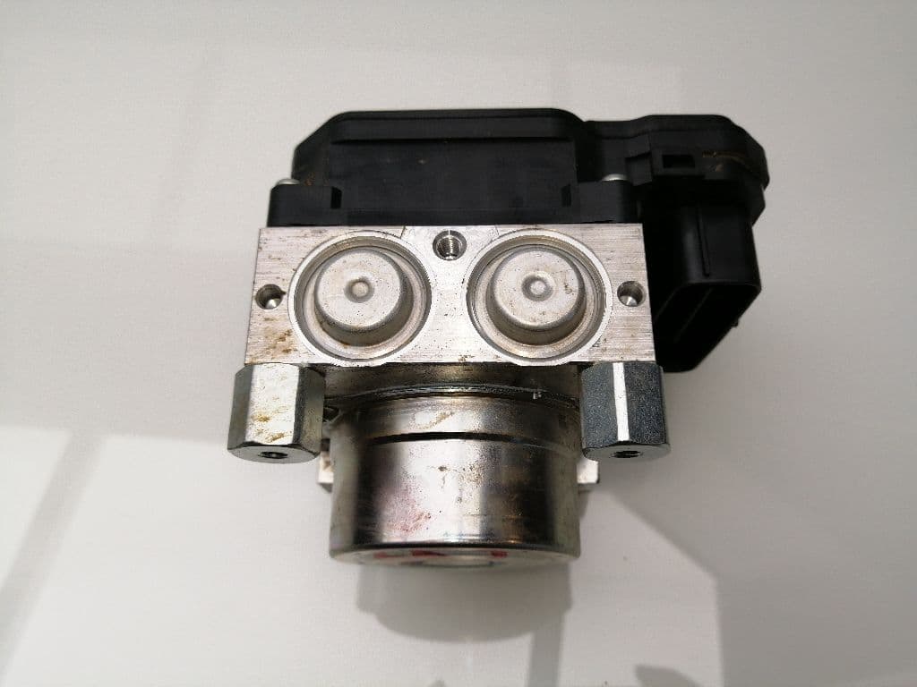 Abs TOYOTA HILUX (GUN1) 2