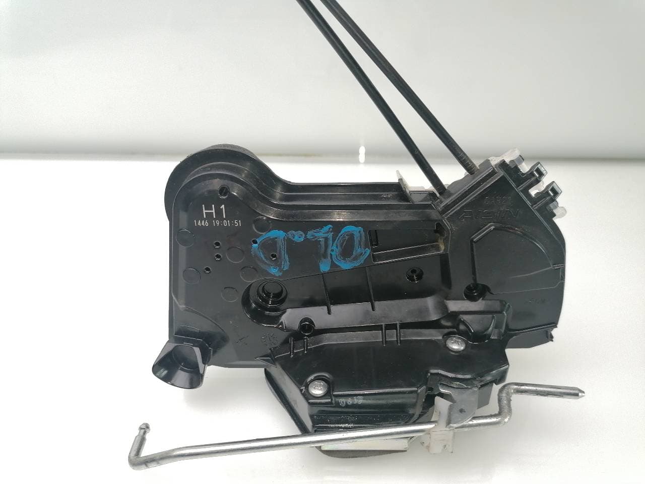 Cerradura puerta delantera derecha TOYOTA HILUX (GUN1) 2