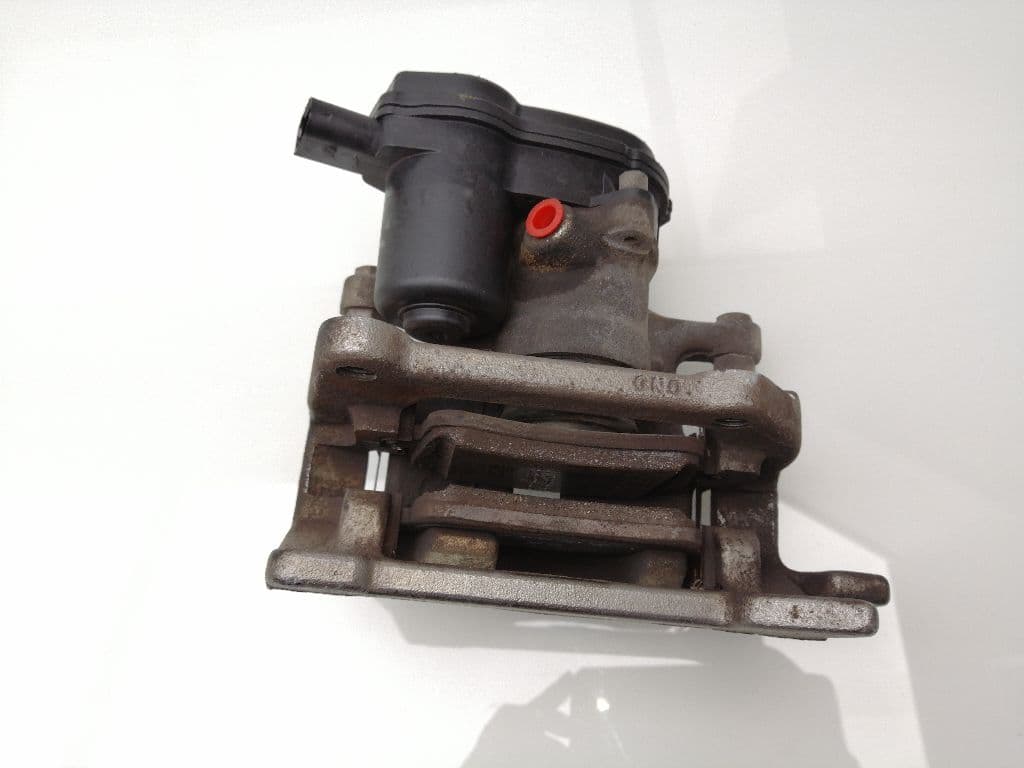 Recambio AUDI Q5 (8RB) ref. 32347485B 3