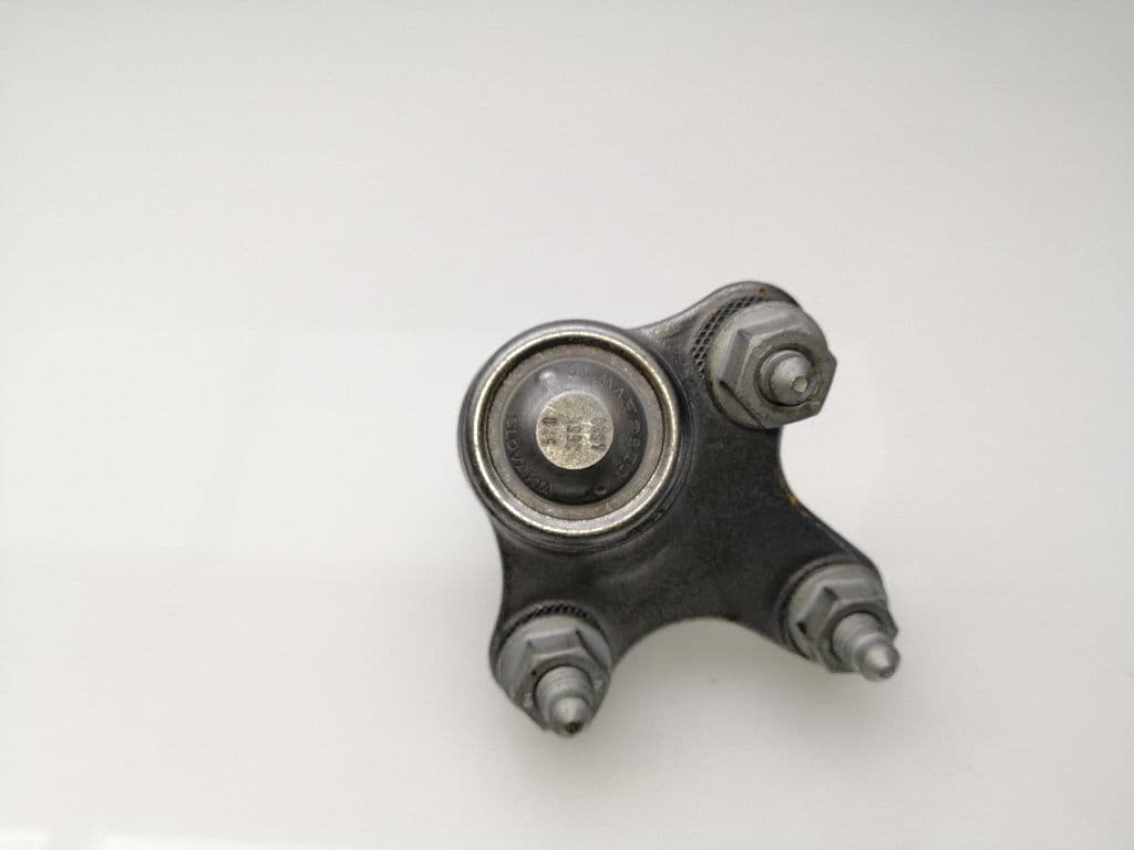 Brazo suspension inferior delantero derecho SEAT ARONA 2