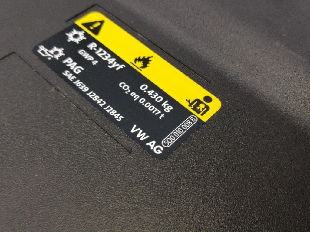 Plastico SEAT ARONA 2
