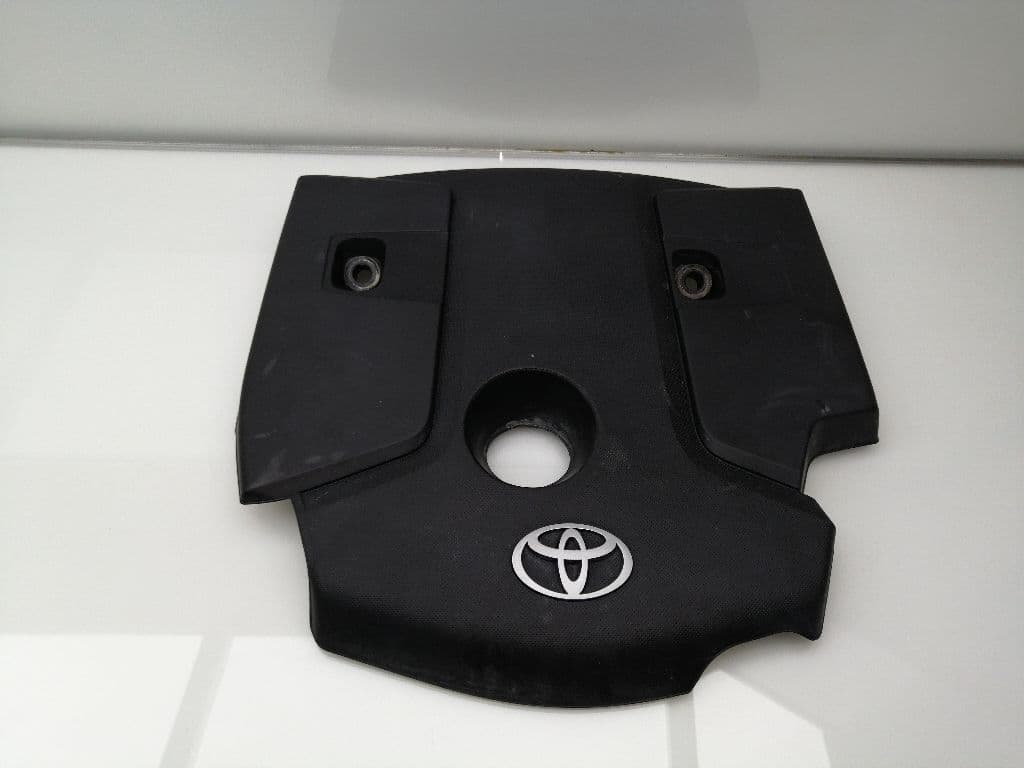 Tapa motor TOYOTA HILUX (GUN1)