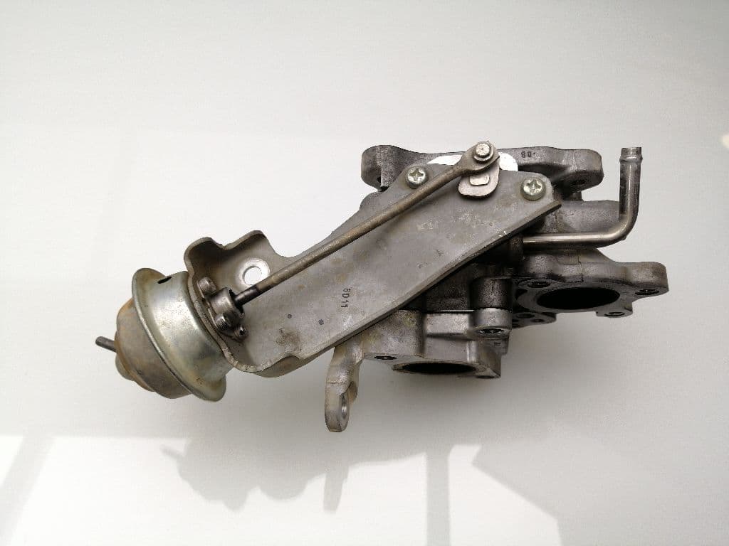 Valvula egr TOYOTA HILUX (GUN1) 3