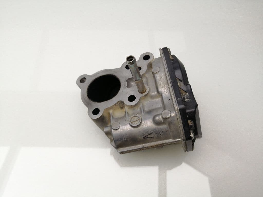 Valvula egr TOYOTA HILUX (GUN1)