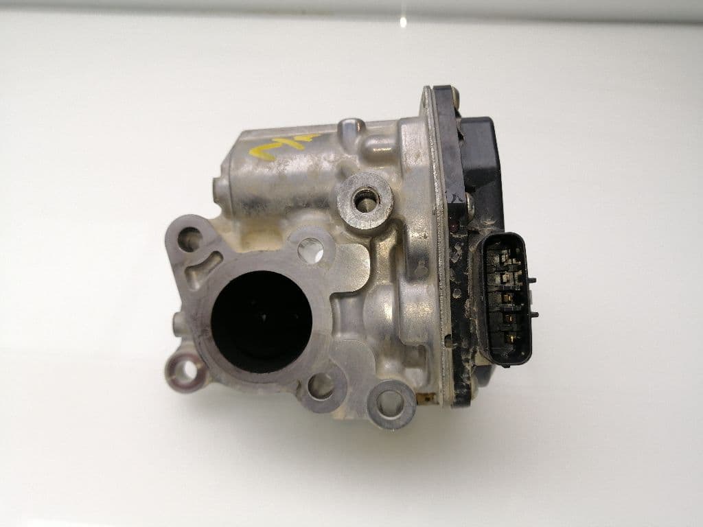Valvula egr TOYOTA HILUX (GUN1) 3