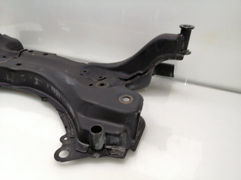 Puente delantero TOYOTA AURIS 3