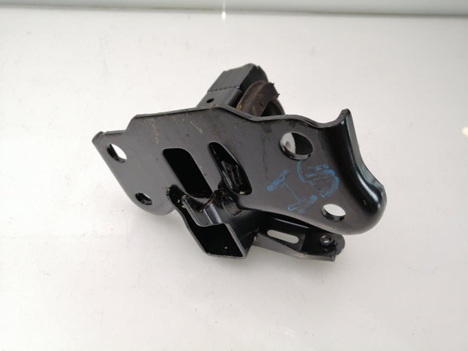 Soporte motor izquierdo TOYOTA AURIS 2