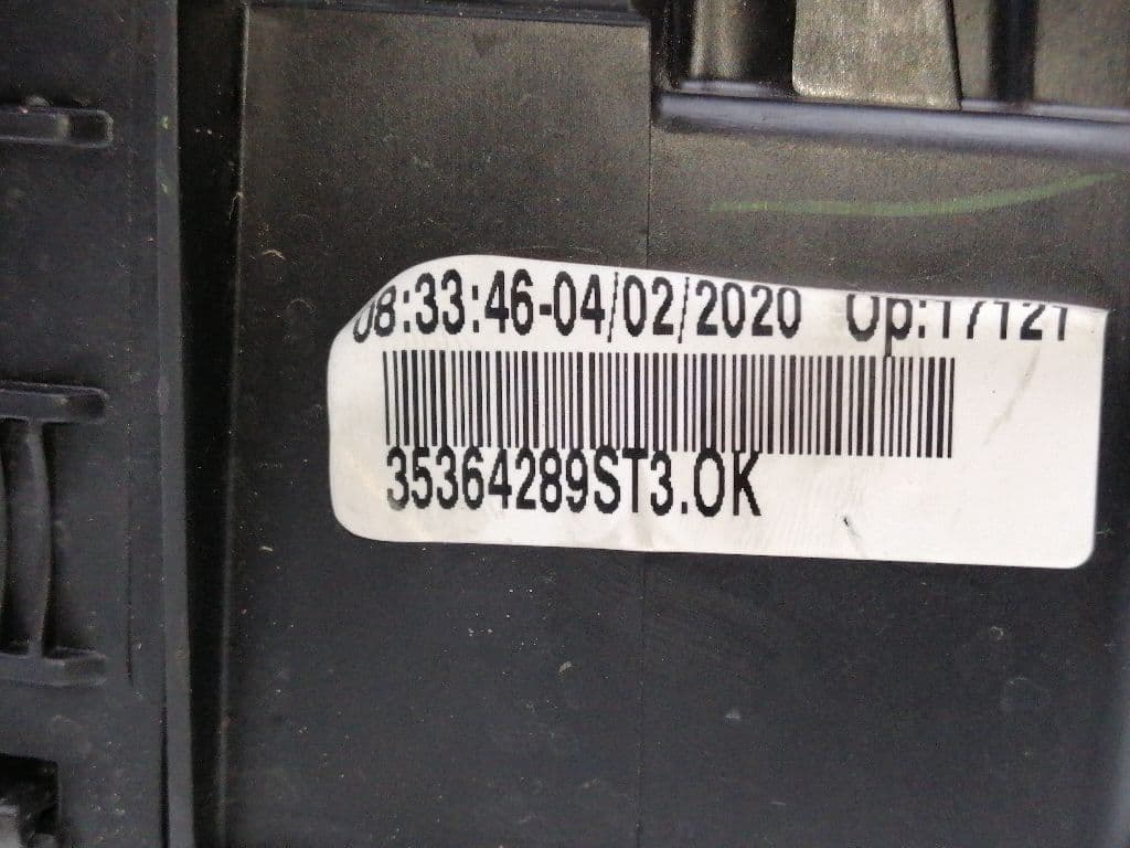 Caja reles / fusibles CITROEN C4 SPACETOURER 2