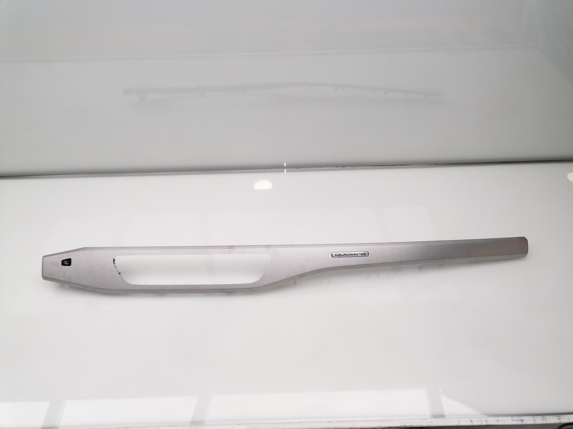 Plastico AUDI A4 B8 AVANT (8K5) 5
