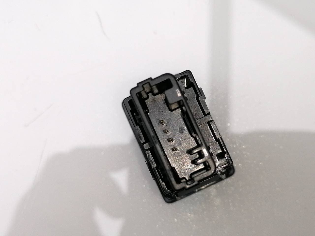 Interruptor TOYOTA HILUX (GUN1)