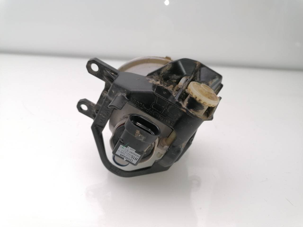 Faro antiniebla derecho TOYOTA HILUX (GUN1)