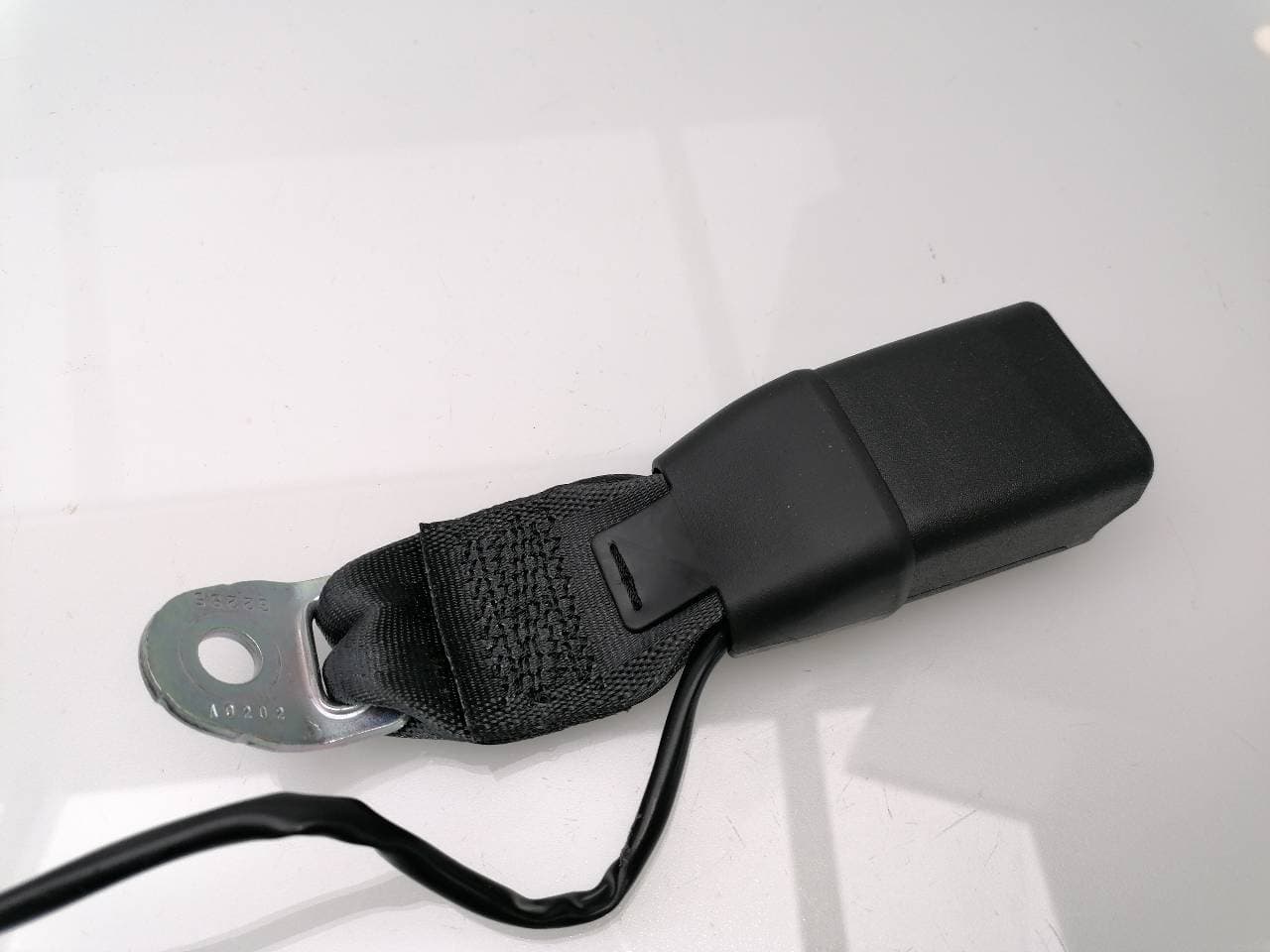 Pretensor trasero izquierdo SUZUKI SWIFT IV (FZ, NZ) 2