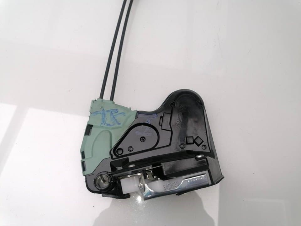 Cerradura puerta trasera izquierda SUZUKI SWIFT IV (FZ, NZ) 3