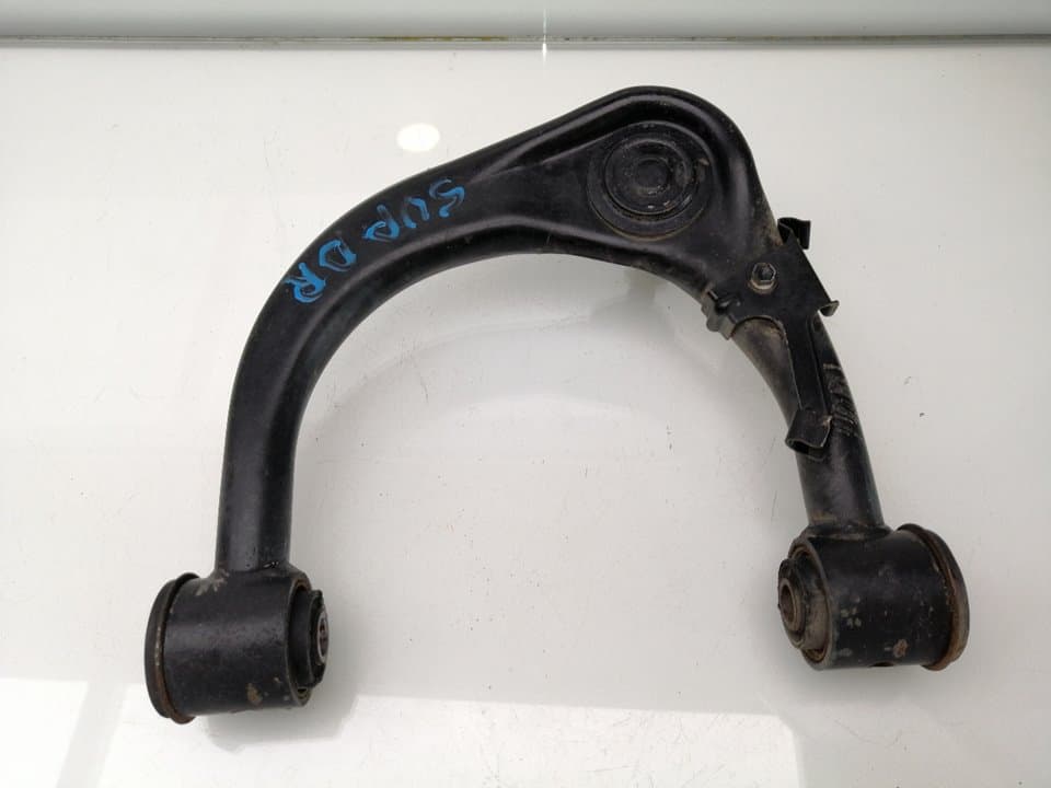 Brazo suspension superior delantero derecho TOYOTA LAND CRUISER (J12) 2