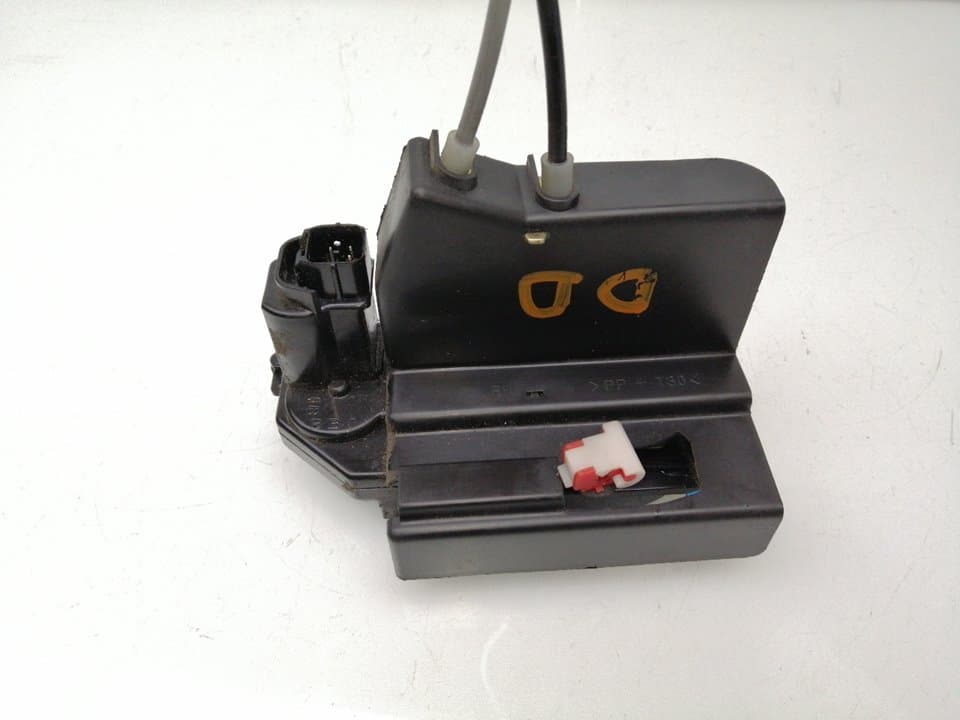 Cerradura puerta delantera derecha SSANGYONG RODIUS