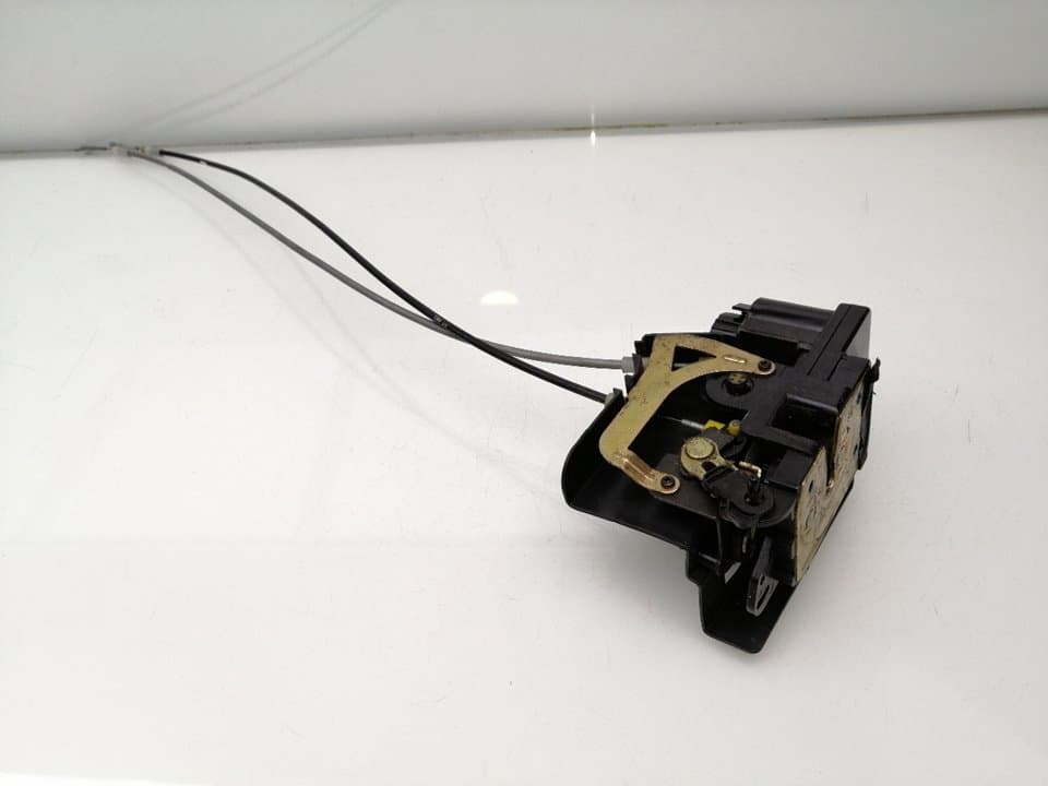 Cerradura puerta trasera derecha SSANGYONG RODIUS 3