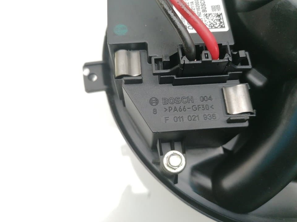 Motor calefaccion VOLKSWAGEN GOLF VI (5K1) 2