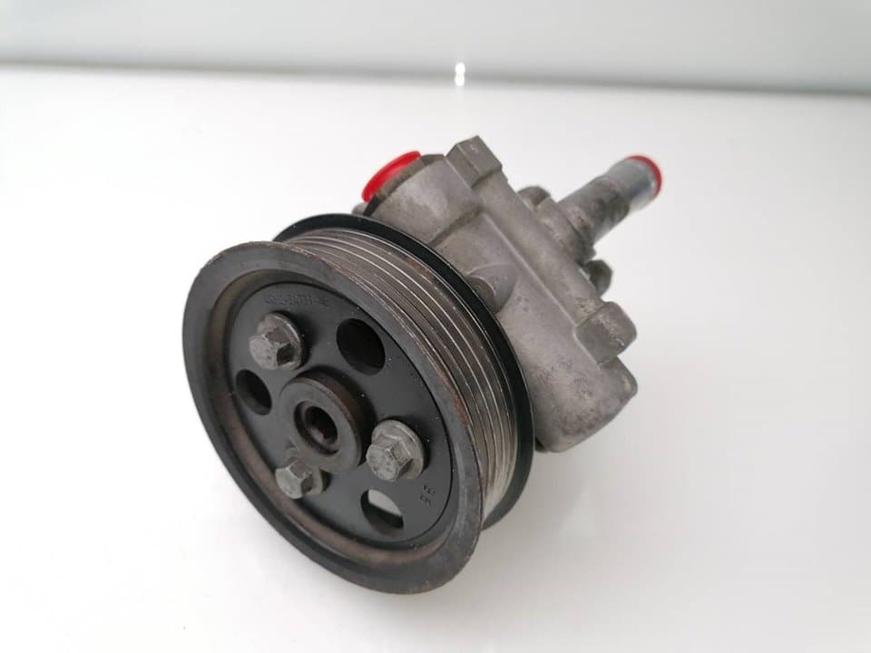Bomba direccion PEUGEOT 607 (S1) 3