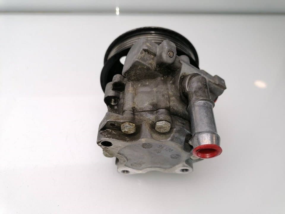 Bomba direccion PEUGEOT 607 (S1) 2