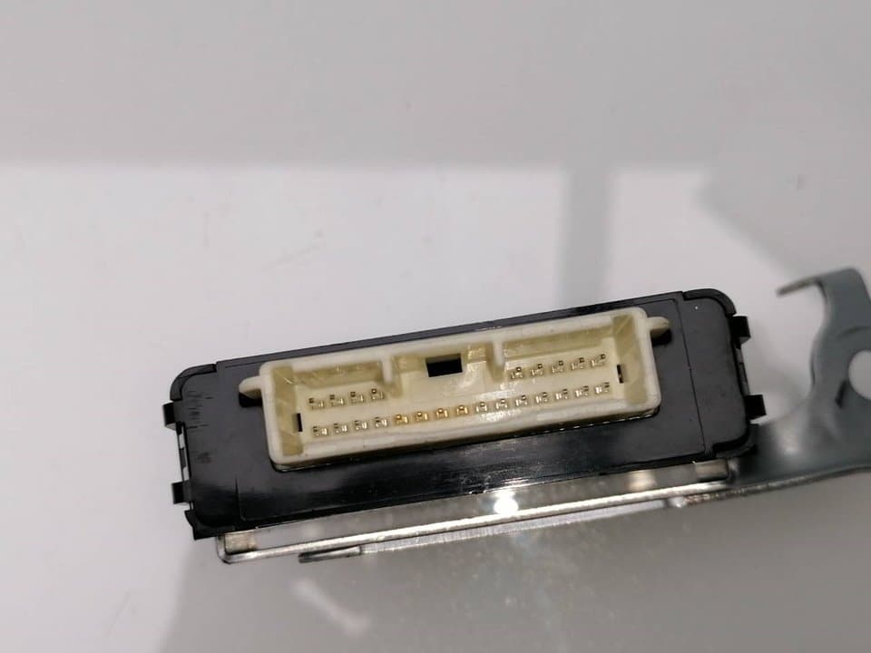 Centralita faros xenon TOYOTA HILUX (GUN1)