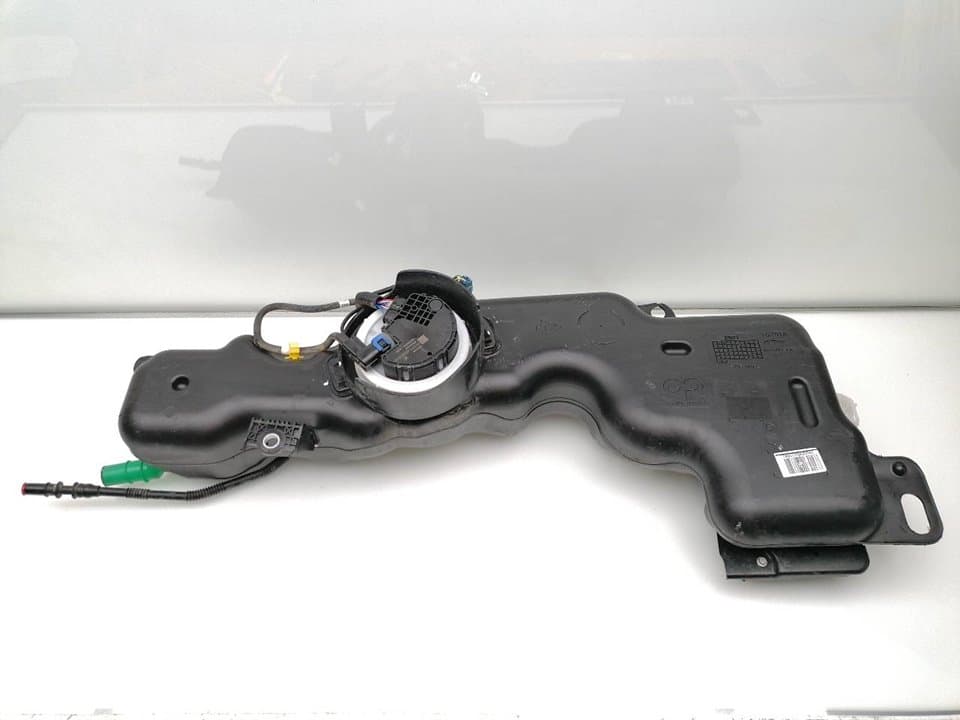 Deposito combustible TOYOTA HILUX (GUN1) 3