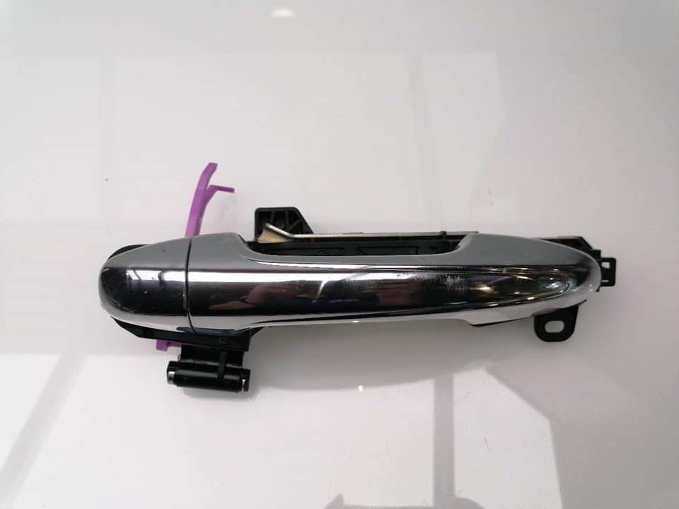 Maneta exterior trasera izquierda TOYOTA HILUX (GUN1) 3