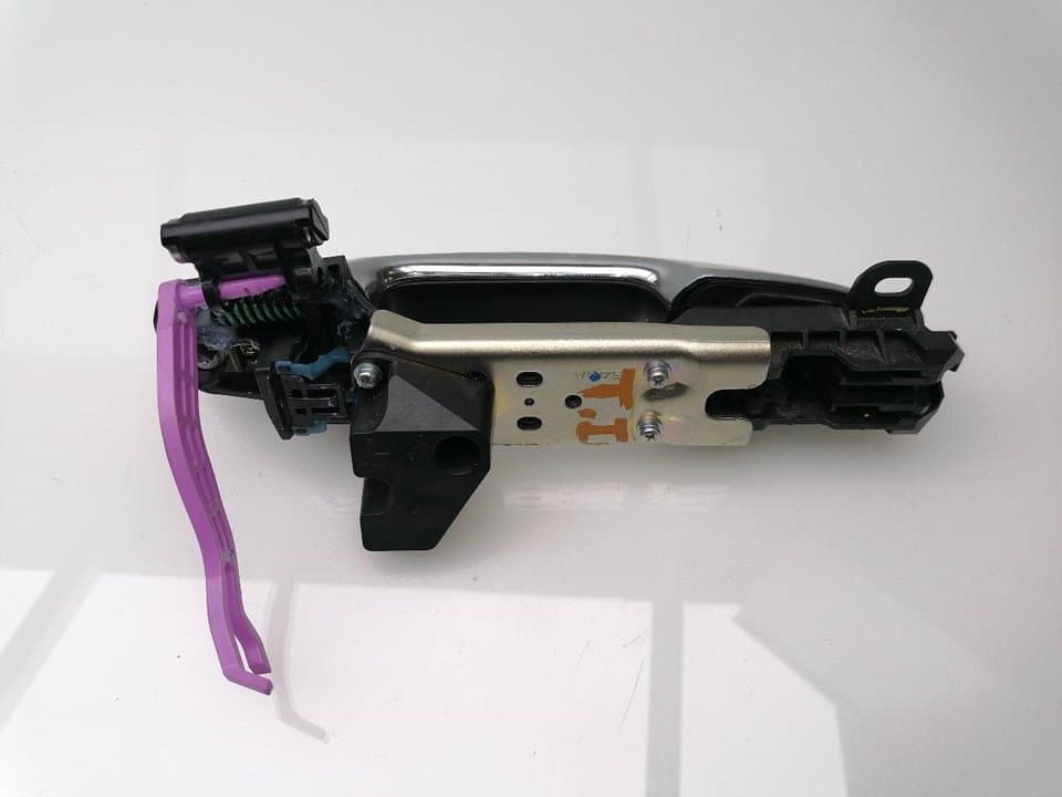 Maneta exterior trasera izquierda TOYOTA HILUX (GUN1) 2