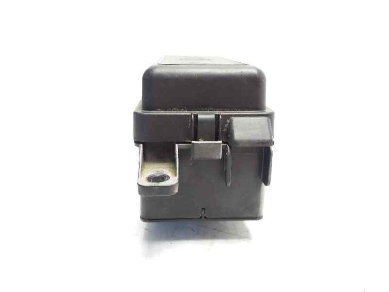 Caja reles / fusibles MINI COUPE (R58) 2