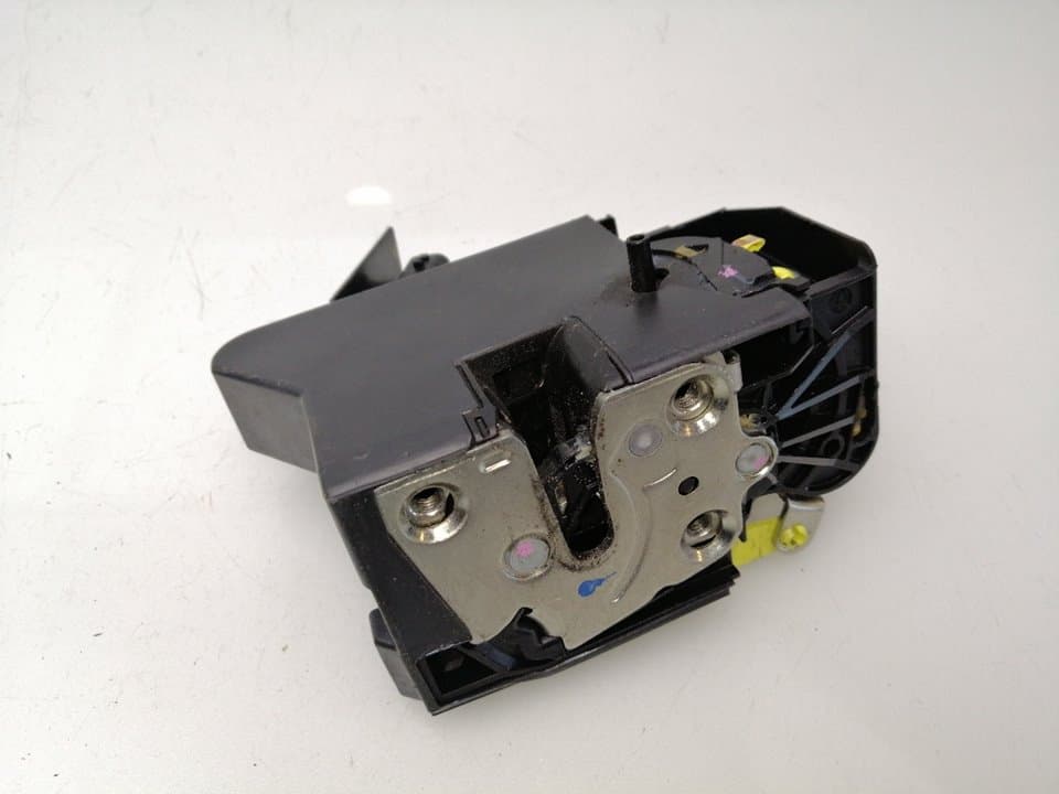 Cerradura puerta trasera izquierda DACIA SANDERO 4