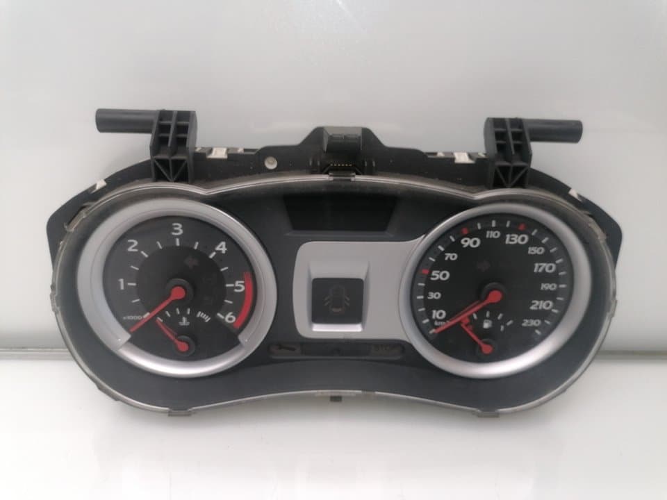 Cuadro instrumentos RENAULT CLIO III 4