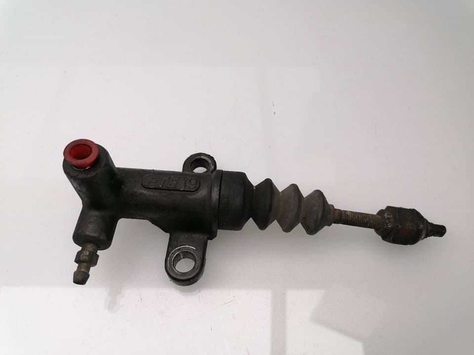 Bombin embrague NISSAN CABSTAR E 2