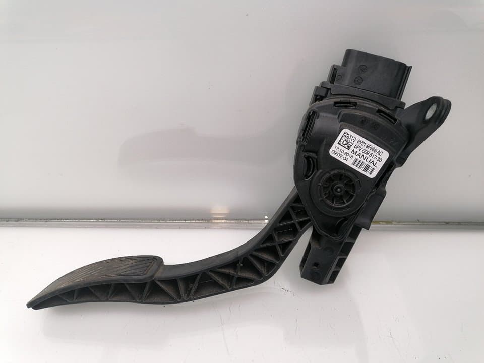 Pedal acelerador FORD TRANSIT COURIER 3