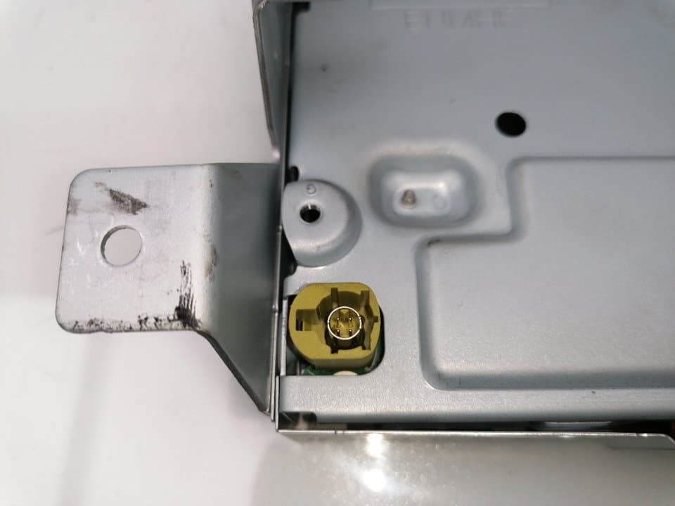 Pantalla multifuncion FORD TRANSIT COURIER 3