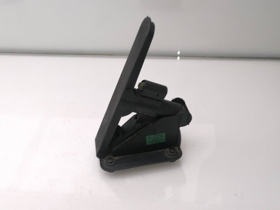 Pedal acelerador SMART CABRIO 4