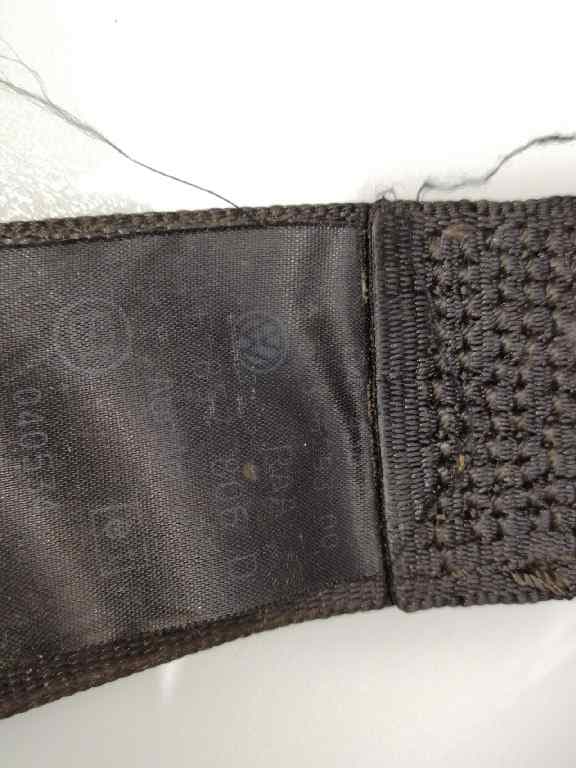 Cinturon seguridad trasero derecho VOLKSWAGEN GOLF V BERLINA (1K1) 3